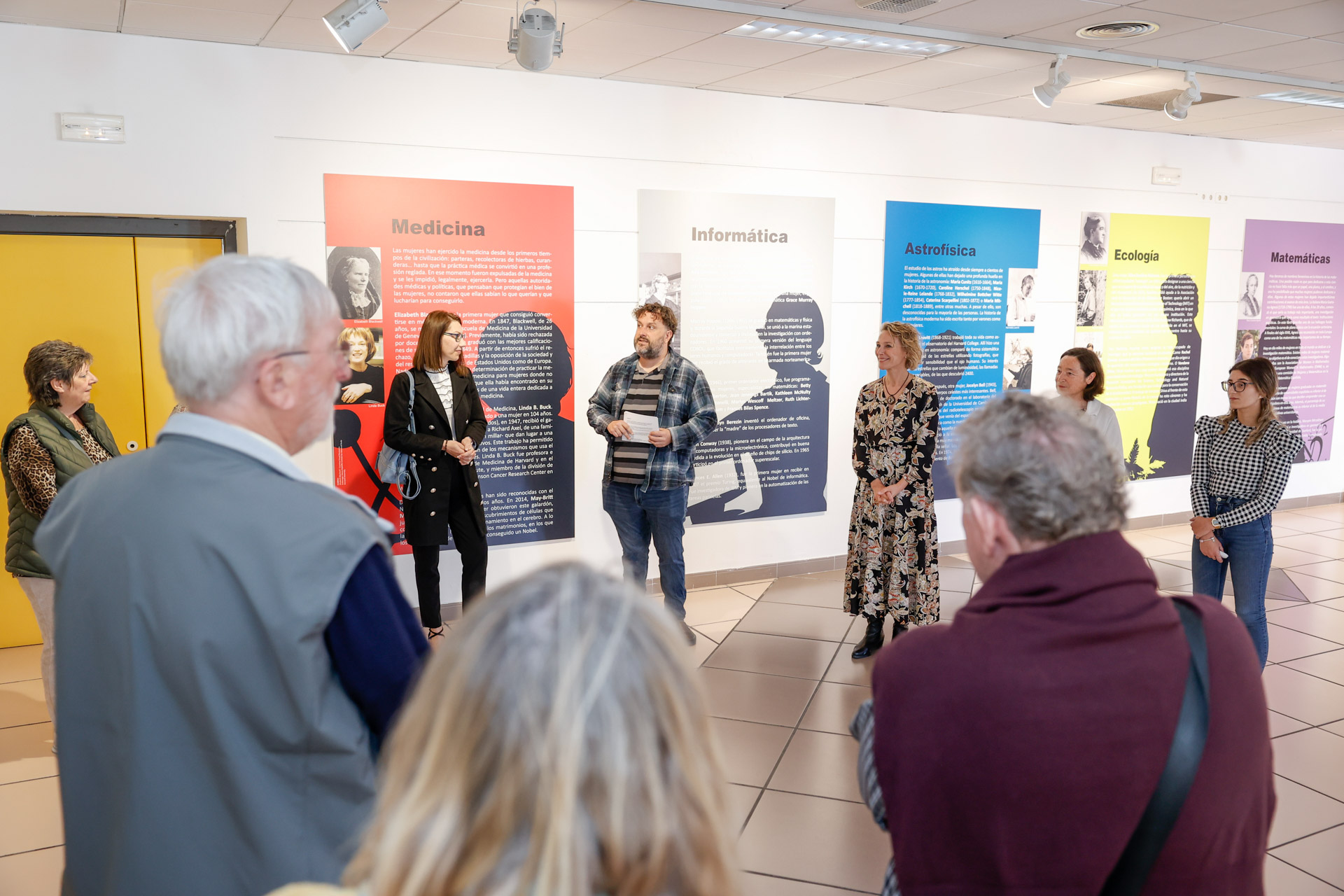 La exposición 'Científicas invisibles' se abre al público internacional con  una visita guiada en inglés - Ayuntamiento de l'Alfàs del Pi | Sede  Electrónica